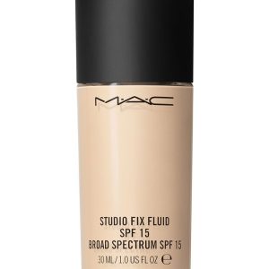 Studio Fix Fluid SPF 15 Foundation, 1-oz.